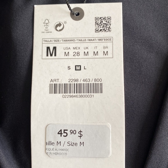 Black Short Dress with Ruching - ZARA - Picture 2 of 2